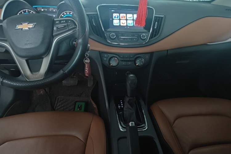 Used Chevrolet Cavalier 2016 1.5L Automatic Xinsong Edition Gear Lever