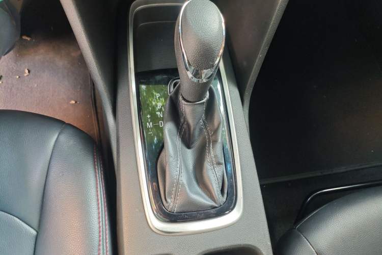 Used Chevrolet Cavalier 2016 1.5L Automatic Enjoyment Edition Gear Lever