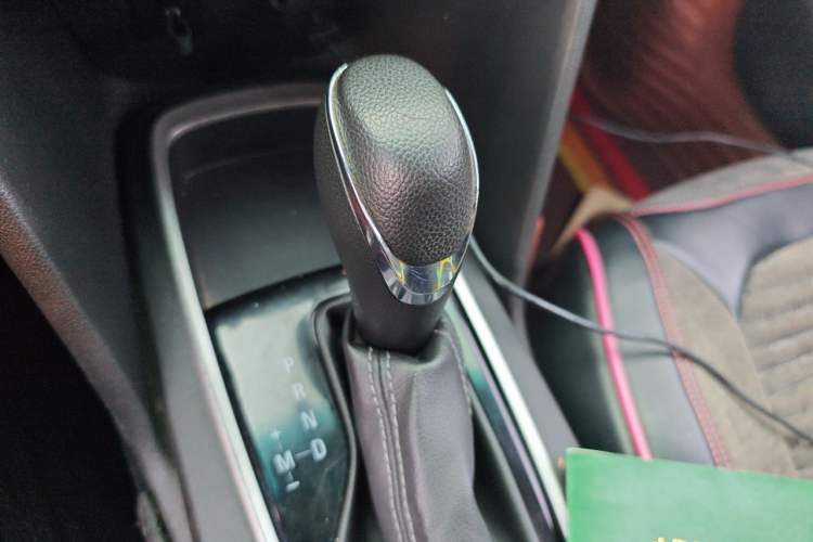 Used Chevrolet Cavalier 2016 1.5L Automatic Xinyue Edition Gear Lever