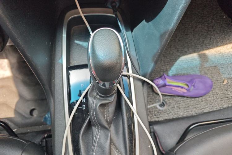 Used Chevrolet Cavalier 2016 1.5L Automatic Xinyue Edition Gear Lever