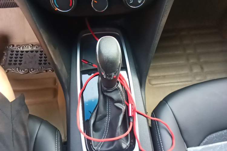 Used Chevrolet Cavalier 2016 1.5L Automatic Xinyue Edition Gear Lever