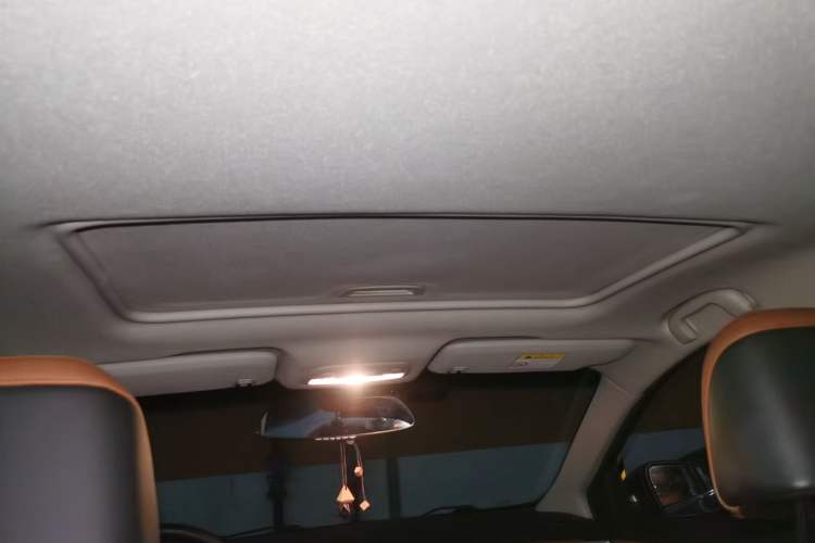 Used Chevrolet Cavalier 2016 1.5L Automatic Xinsong Edition Headliner