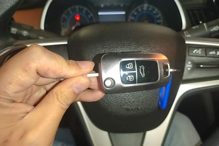 Used Chevrolet Cavalier 2016 1.5L Automatic Xinsong Edition Interior 1