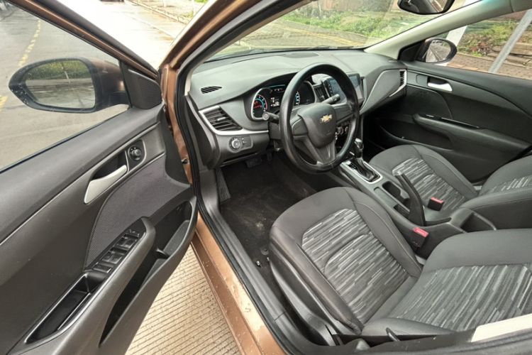 Used Chevrolet Cavalier 2016 1.5L Automatic Enjoyment Edition Interior 3
