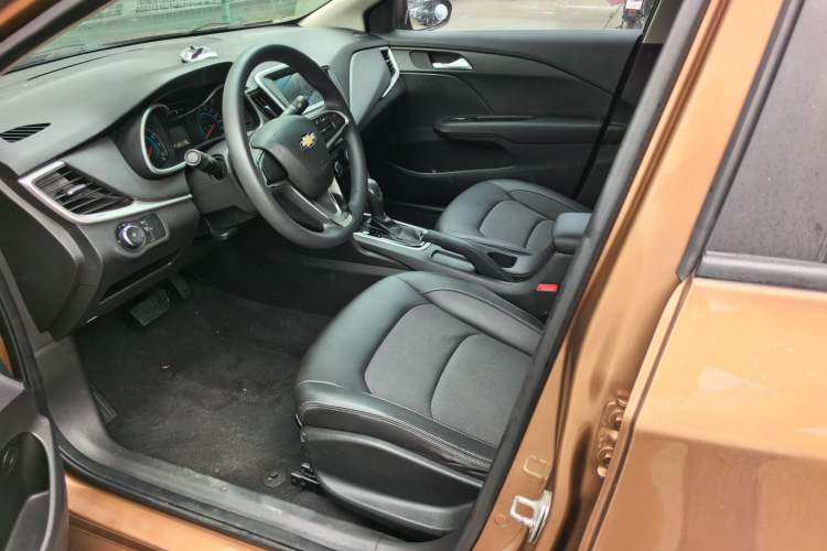 Used Chevrolet Cavalier 2016 1.5L Automatic Xinyue Edition Interior 3