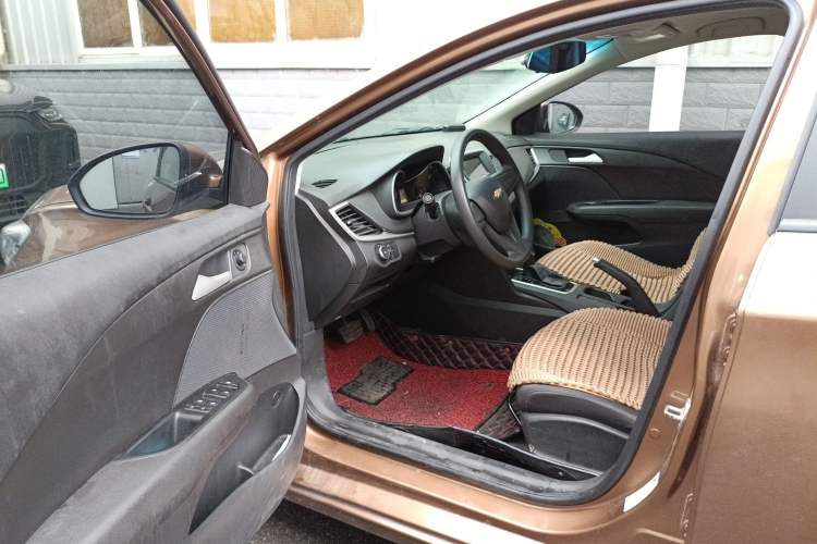 Used Chevrolet Cavalier 2016 1.5L Automatic Enjoyment Edition Interior 3