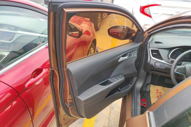 Used Chevrolet Cavalier 2016 1.5L Automatic Enjoyment Edition Left Front Door Interior