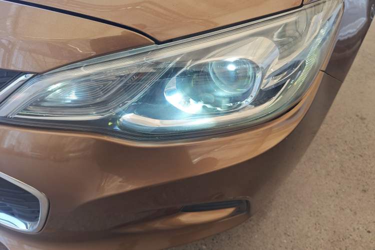 Used Chevrolet Cavalier 2016 1.5L Automatic Xinyue Edition Left Front Headlight