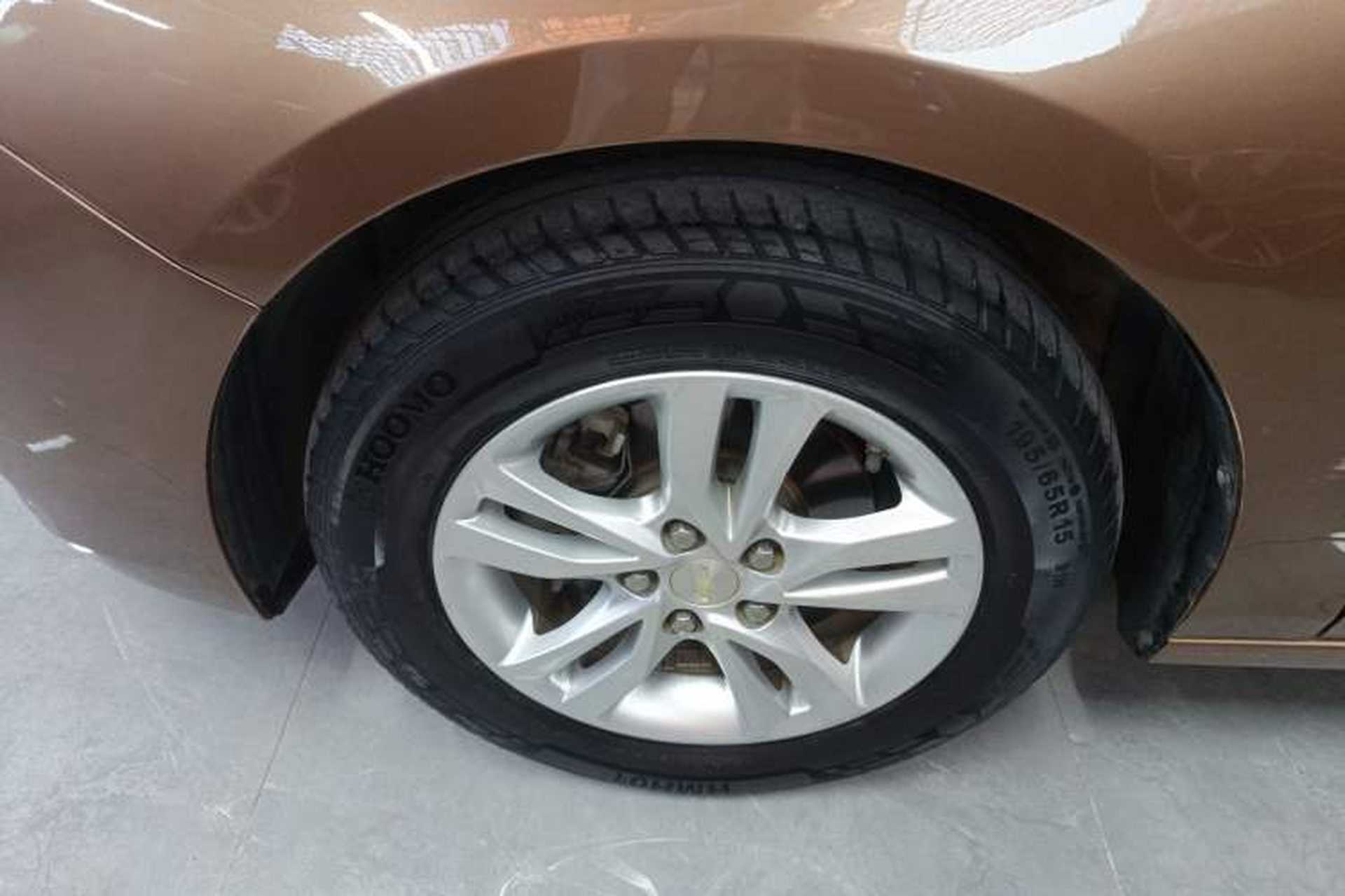 Used Chevrolet Cavalier 2016 1.5L Automatic Xinyue Edition Left Front Wheel Hub