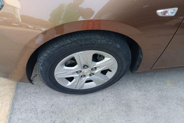 Used Chevrolet Cavalier 2016 1.5L Manual Enjoyment Edition Left Front Wheel Hub