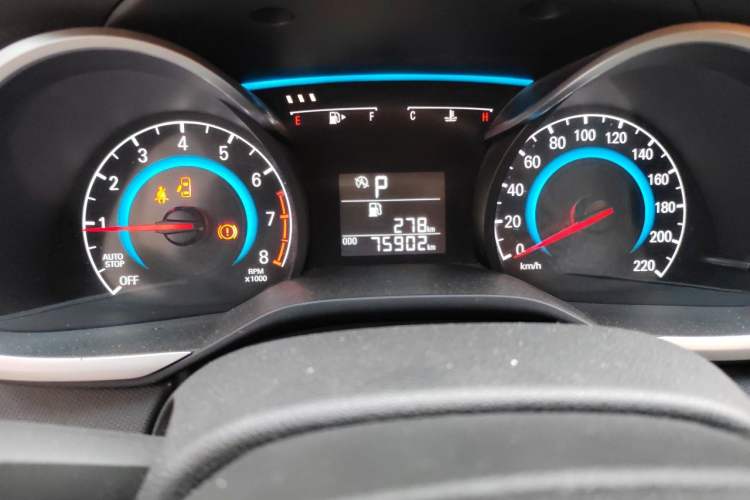 Used Chevrolet Cavalier 2016 1.5L Automatic Xinyue Edition Odometer Close Up