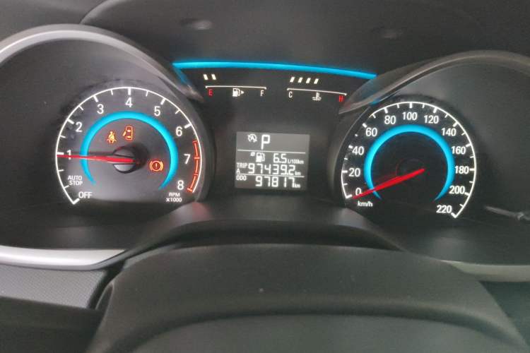Used Chevrolet Cavalier 2016 1.5L Automatic Xinyue Edition Odometer Close Up