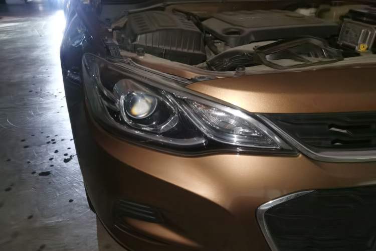 Used Chevrolet Cavalier 2016 1.5L Automatic Xinsong Edition Right Front Headlight