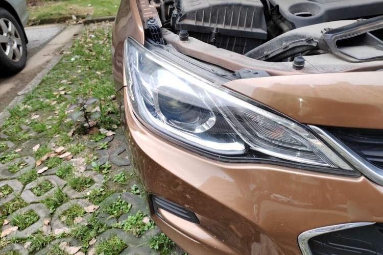 Used Chevrolet Cavalier 2016 1.5L Automatic Xinyue Edition Right Front Headlight