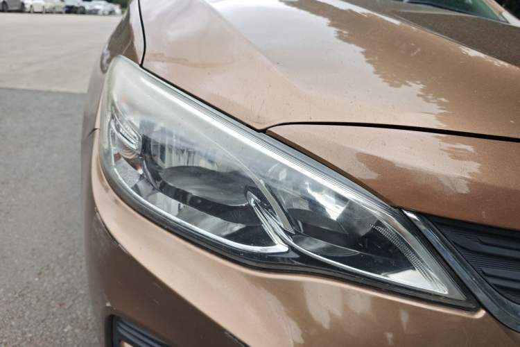 Used Chevrolet Cavalier 2016 1.5L Manual Enjoyment Edition Right Front Headlight