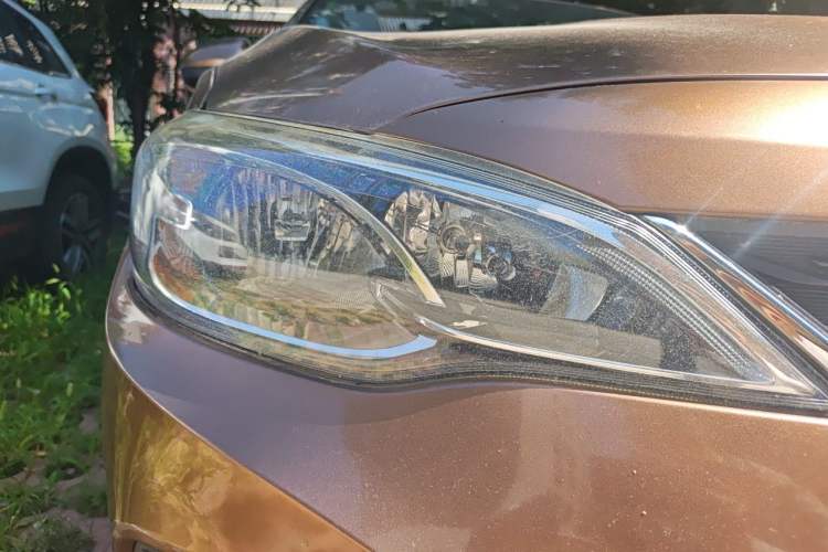 Used Chevrolet Cavalier 2016 1.5L Automatic Enjoyment Edition Right Front Headlight