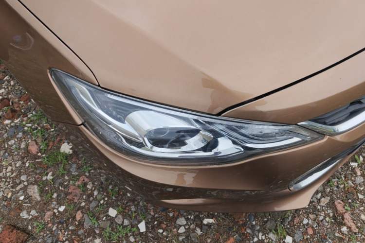 Used Chevrolet Cavalier 2016 1.5L Automatic Xinyue Edition Right Front Headlight