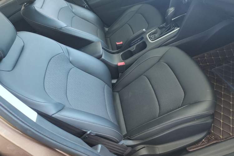 Used Chevrolet Cavalier 2016 1.5L Automatic Xinyue Edition Right Front Seat