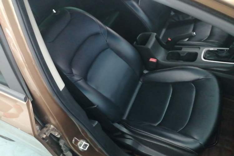 Used Chevrolet Cavalier 2016 1.5L Automatic Enjoyment Edition Right Front Seat