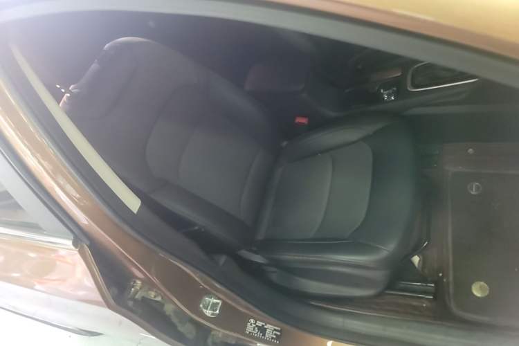 Used Chevrolet Cavalier 2016 1.5L Automatic Xinyue Edition Right Front Seat