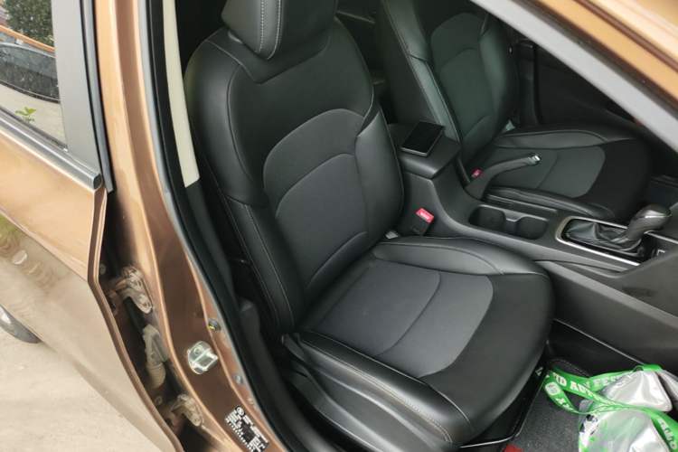 Used Chevrolet Cavalier 2016 1.5L Automatic Xinyue Edition Right Front Seat