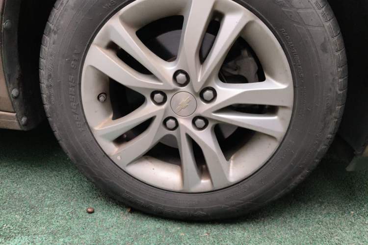 Used Chevrolet Cavalier 2016 1.5L Manual Xinyue Edition Right Front Wheel Hub