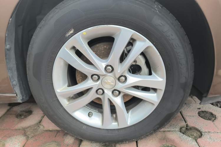 Used Chevrolet Cavalier 2016 1.5L Automatic Xinyue Edition Right Front Wheel Hub