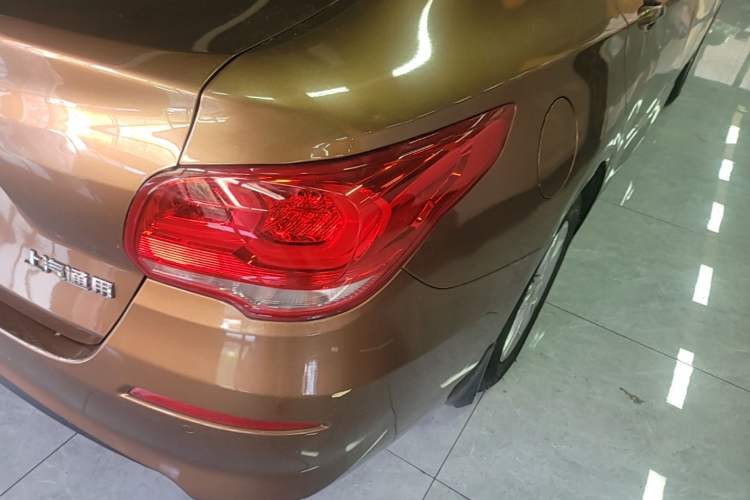 Used Chevrolet Cavalier 2016 1.5L Automatic Xinyue Edition Right Rear Taillight