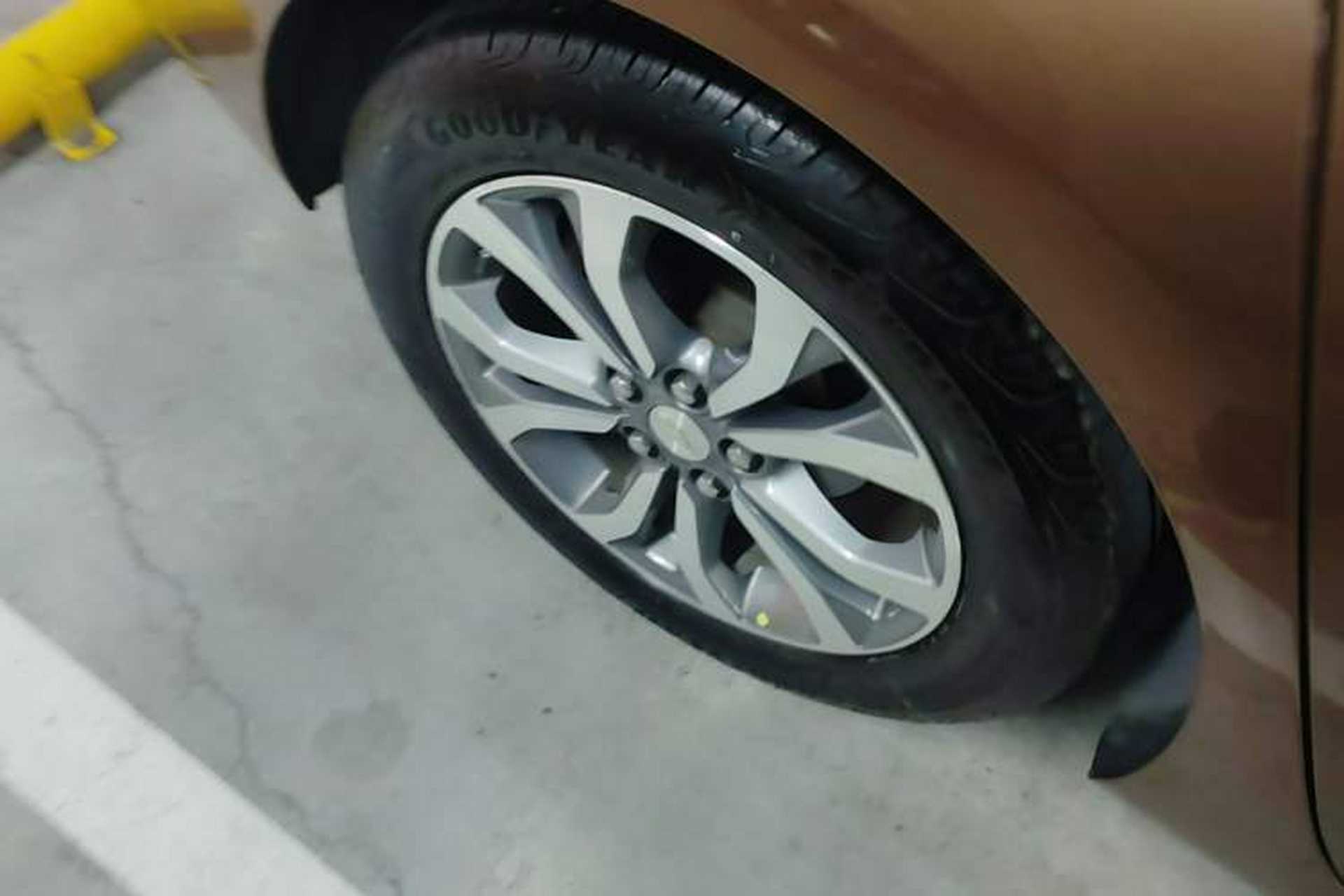 Used Chevrolet Cavalier 2016 1.5L Automatic Xinsong Edition Right Rear Wheel Hub