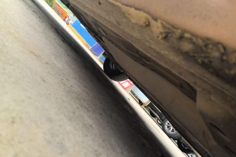 Used Chevrolet Cavalier 2016 1.5L Manual Enjoyment Edition Right Side Sill