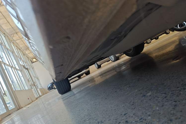 Used Chevrolet Cavalier 2016 1.5L Automatic Xinyue Edition Right Side Sill
