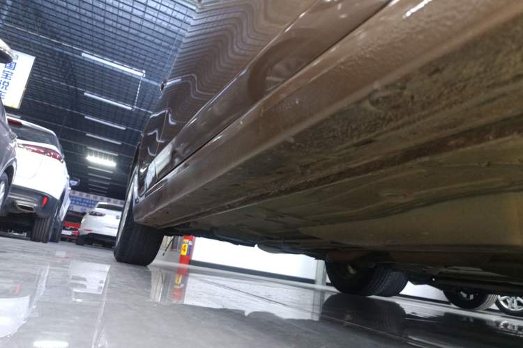 Used Chevrolet Cavalier 2016 1.5L Automatic Xinyue Edition Right Side Sill