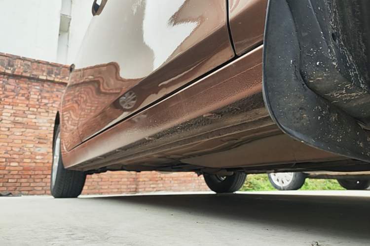 Used Chevrolet Cavalier 2016 1.5L Automatic Enjoyment Edition Right Side Sill