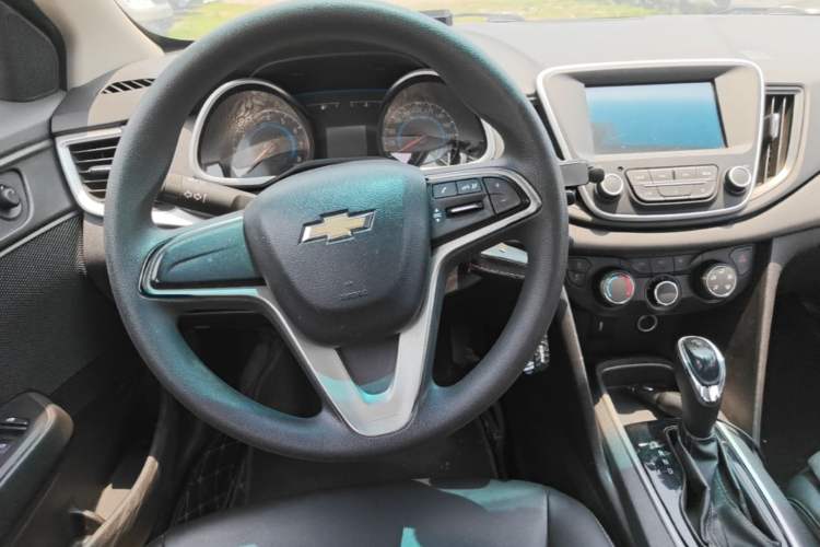 Used Chevrolet Cavalier 2016 1.5L Automatic Xinyue Edition Steering Wheel