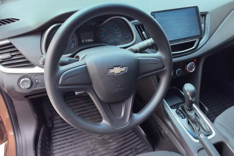 Used Chevrolet Cavalier 2016 1.5L Automatic Enjoyment Edition Steering Wheel