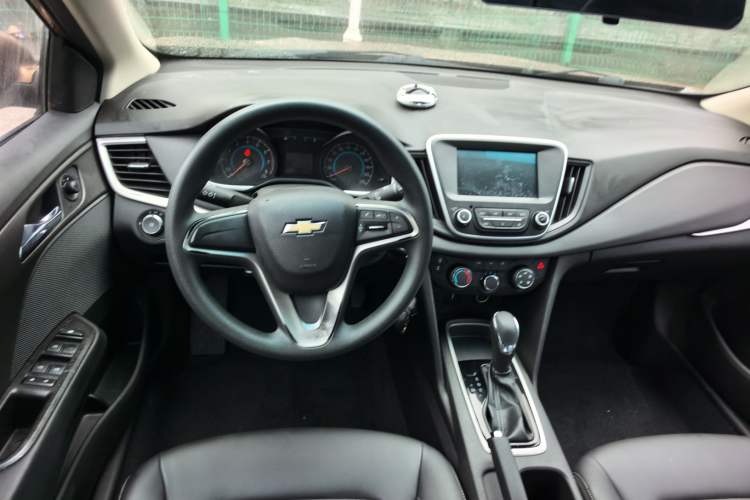 Used Chevrolet Cavalier 2016 1.5L Automatic Xinyue Edition Steering Wheel