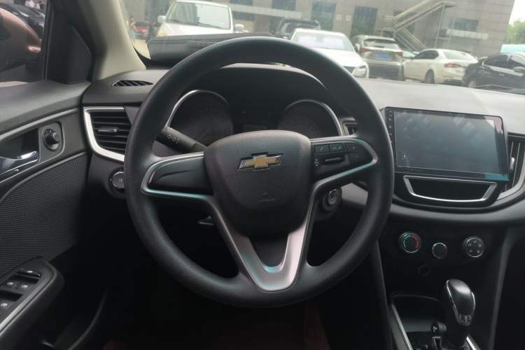 Used Chevrolet Cavalier 2016 1.5L Automatic Xinyue Edition Steering Wheel