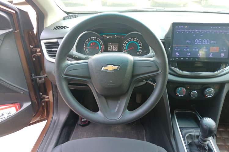 Used Chevrolet Cavalier 2016 1.5L Manual Enjoyment Edition Steering Wheel