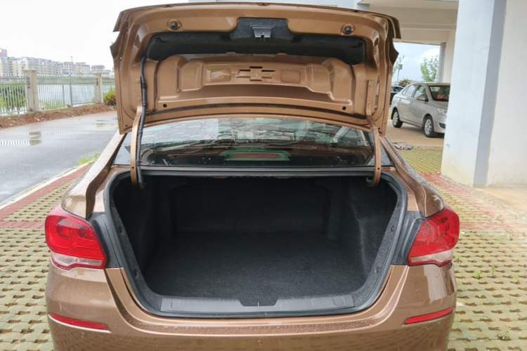 Used Chevrolet Cavalier 2016 1.5L Automatic Xinyue Edition Trunk