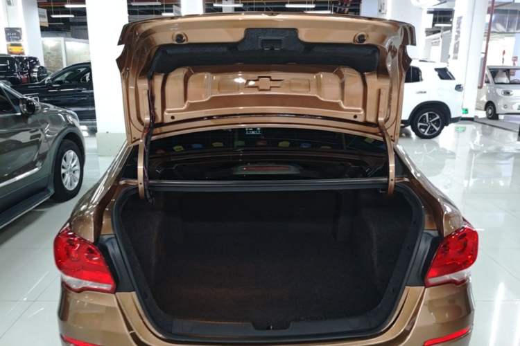 Used Chevrolet Cavalier 2016 1.5L Automatic Xinsong Edition Trunk