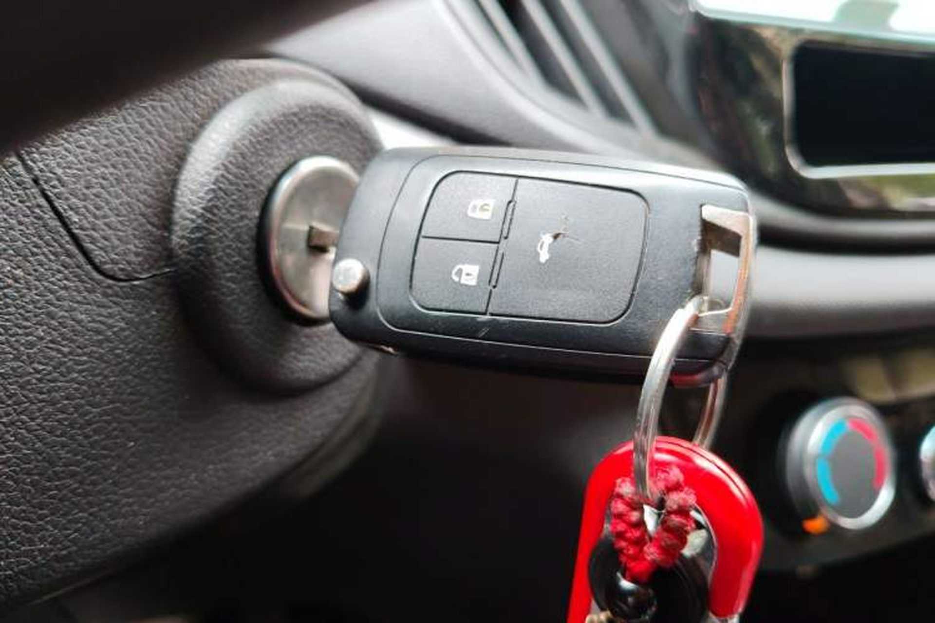 Used Chevrolet Cavalier 2016 1.5L Manual Enjoyment Edition Vehicle Key