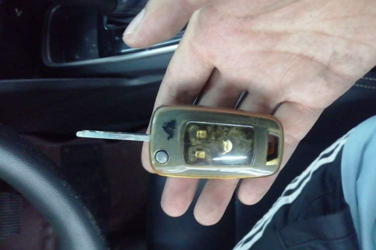 Used Chevrolet Cavalier 2016 1.5L Automatic Enjoyment Edition Vehicle Key