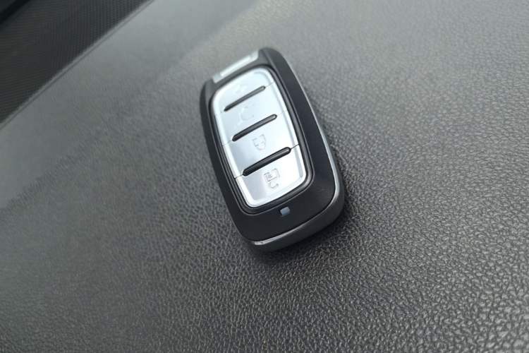 Used Chevrolet Cavalier 2016 1.5L Manual Enjoyment Edition Vehicle Key