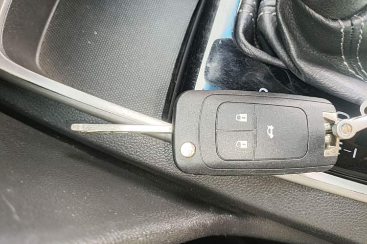 Used Chevrolet Cavalier 2016 1.5L Automatic Enjoyment Edition Vehicle Key