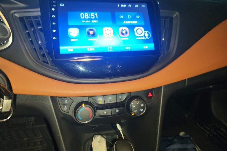 Used Chevrolet Cavalier 2016 1.5L Automatic Xinsong Edition Audio And AC Panel