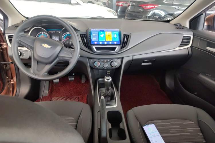 Used Chevrolet Cavalier 2016 1.5L Manual Enjoyment Edition Center Console