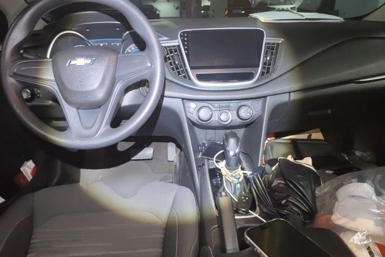 Used Chevrolet Cavalier 2016 1.5L Automatic Enjoyment Edition Center Console
