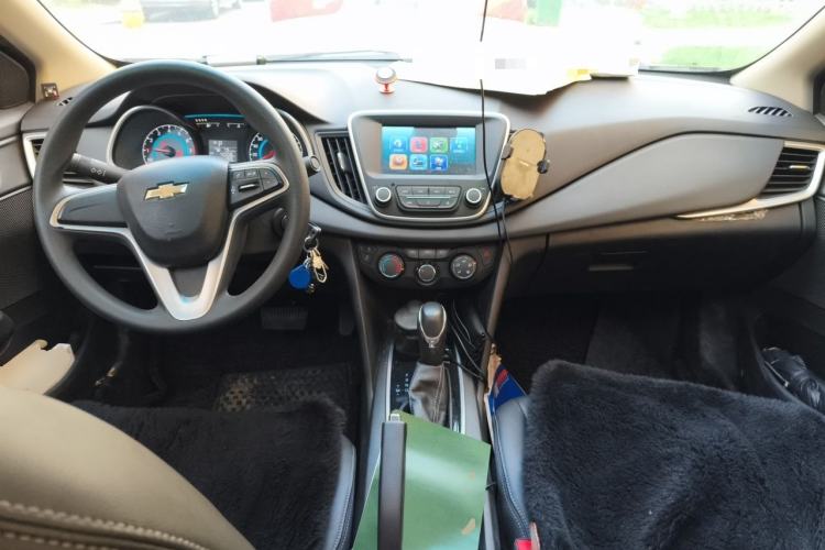 Used Chevrolet Cavalier 2016 1.5L Automatic Xinyue Edition Center Console