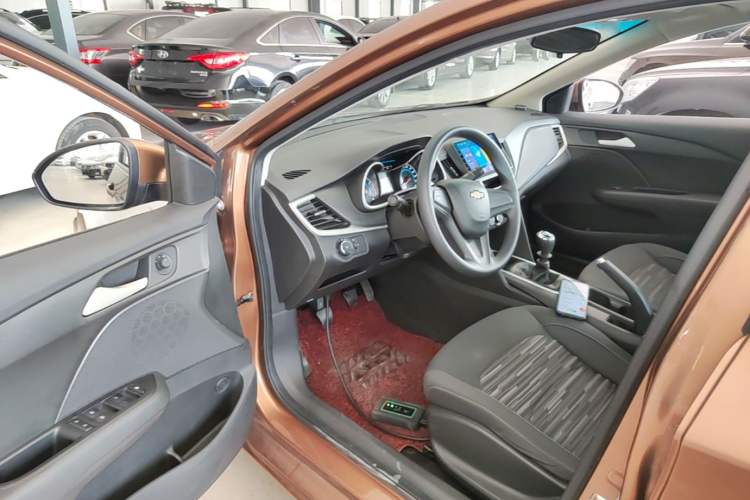 Used Chevrolet Cavalier 2016 1.5L Manual Enjoyment Edition Driver Seat