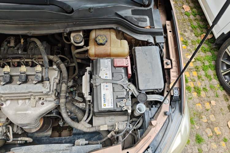 Used Chevrolet Cavalier 2016 1.5L Automatic Xinyue Edition Engine Bay Left